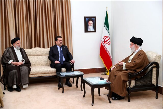 رهبر معظم انقلاب در دیدار نخست‌وزیر عراق: سینه خود را برای حفاظت از عراق سپر می‌کنیم