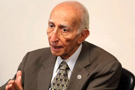 روایت پدر علم ژنتیک ایران از ربوده شدنش: ۳۶ ساعتی که در اختیار آنها بودم برایم زجر روحی بود/ می‌گفتند شما در مقابل تصمیمات مملکتی مطیع محض نیستید