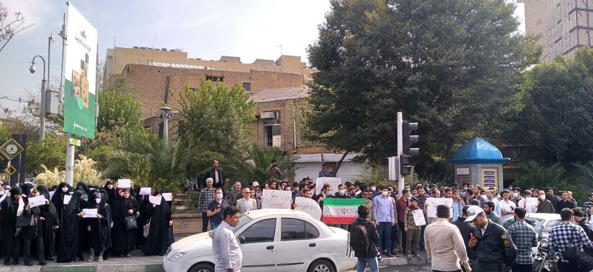 نشریه سپاه: دشمنان تحمل «ساندیس» خوردن بسیجیان را ندارند/بسیج کمترین هزینه در بودجه سالانه جمهوری اسلامی را دارد