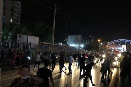 روزنامه شهرداری: جمهوری اسلامی با معترضان مدارا کرد و سلاح گرم به کار نبرد