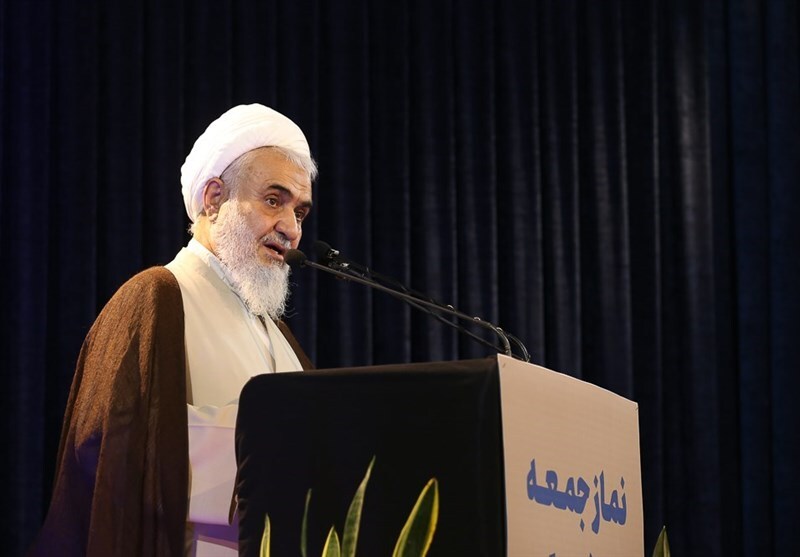 امام جمعه قزوین: عده‌ اندکی از اساتید دلداده فرهنگ آمریکایی هستند؛ این افراد باید از صحنه دانشگاه‌ها پاک شوند