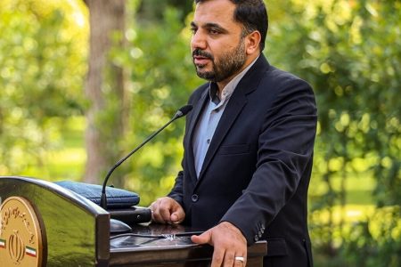 وزیر ارتباطات: کلاب هاوس در روزهای آینده رفع فیلتر می‌شود اما اینستاگرام و واتساپ نه!