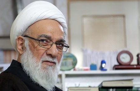 امام فرموده‌اند بهتر است متناسب با جرم فرد، مجازات تعیین شود؛ فرد محارب چنانچه آدمی را نکشته یقیناً حکم اعدام ندارد
