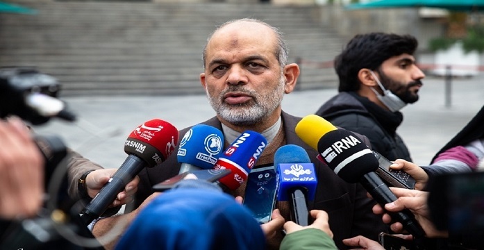 وزیر کشور: افراد با ناهنجاری‌های پوششی باید به قوانین پایبند باشند