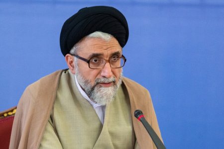 وزیر اطلاعات: مکرون توسط یک منبع آلوده و دست چندم سازمان سیا هدایت می‌شود/مهم‌ترین اقدام فرانسه در دشمنی با ایران را هنوز رو نکرده‌ایم
