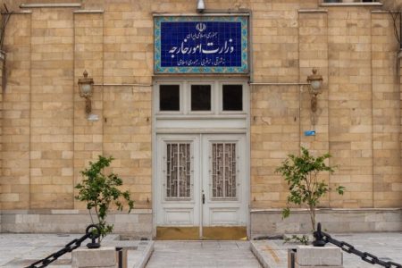 احضار سفیر فرانسه به وزارت امور خارجه ایران