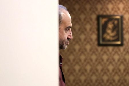محمد سرافراز: به جای اینکه ببینند معترضین چه می‌خواهند می‌گویند اینها عامل دشمن هستند/در نهادهای امنیتی، افرادی با اسم مستعار و ناشناخته با اختیارات گسترده وجود دارند