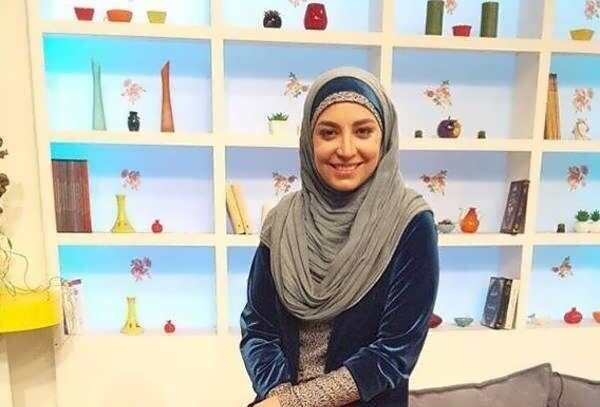 شیرین صمدی، مجری پیشین تلویزیون آزاد شد