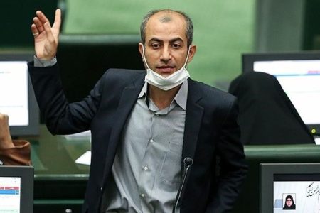 نماینده مجلس: دولت استمرار پرداخت یارانه نقدی ۳۰۰ و ۴۰۰ هزار تومانی را در بودجه پیش بینی کرده/ احکام مرتبط با محرومیت‌زدایی در لایحه بودجه ۱۴۰۲ در مقایسه با قانون بودجه ۱۴۰۱ حذف شده‌اند