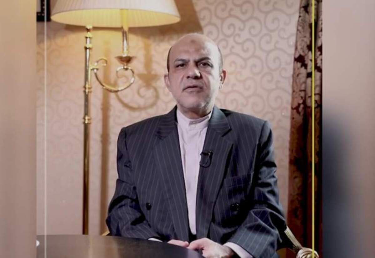 کیهان: «علیرضا اکبری» از حامیان برجام، FATF و دولت روحانی بود