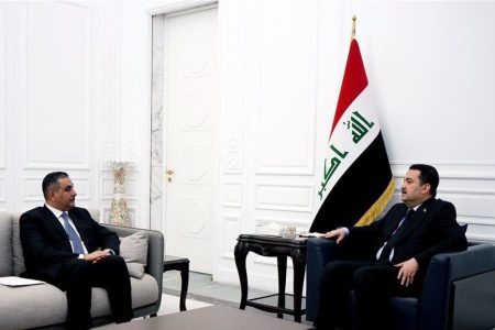نخست وزیر عراق رئیس بانک مرکزی را به دلیل افزایش نرخ دلار برکنار کرد