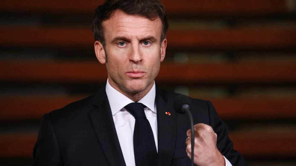 رئیس جمهور فرانسه: گزینه ارسال جنگنده به اوکراین روی میز است