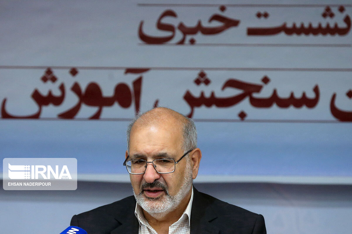 رئیس سازمان سنجش: فقط اینترنت تلفن‌های همراه در ۳ ساعت برگزاری آزمون قطع شود