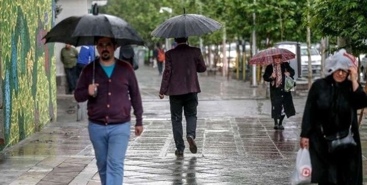 موج ناپایدار بارشی همراه با وزش باد شدید آسمان اصفهان را فرا می‌گیرد