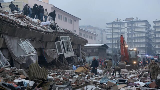 شمار جان باختگان زلزله در ترکیه به ۳ هزار و ۴۱۹ نفر رسید
