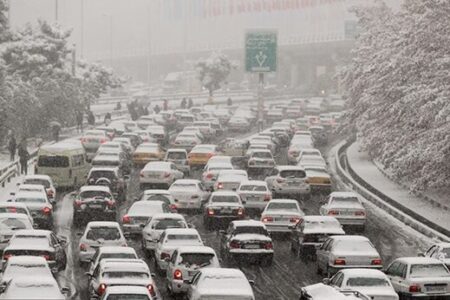 تهران دوباره با بارش برف قفل شد / اکثر مخازن شن و ماسه سطح شهر خالی است
