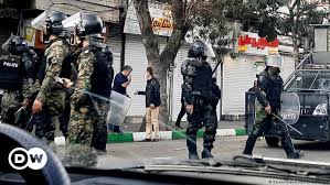 کیهان: پلیس در اعتراضات اخیر با معترضان با عطوفت برخورد کرد
