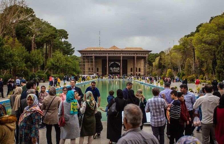 آمادگی اصفهان برای اسکان ۱۰۰ هزار گردشگر نوروزی در شبانه‌روز