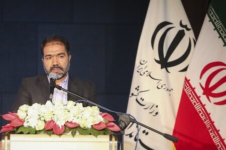 استاندار اصفهان بر مبارزه قاطعانه شهرداران با رانت تاکید کرد