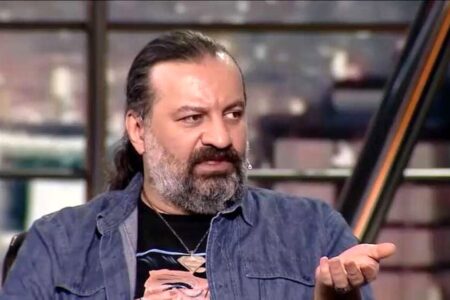 استفاده «مهراب قاسمخانی» از پروازهای داخلی ممنوع شد