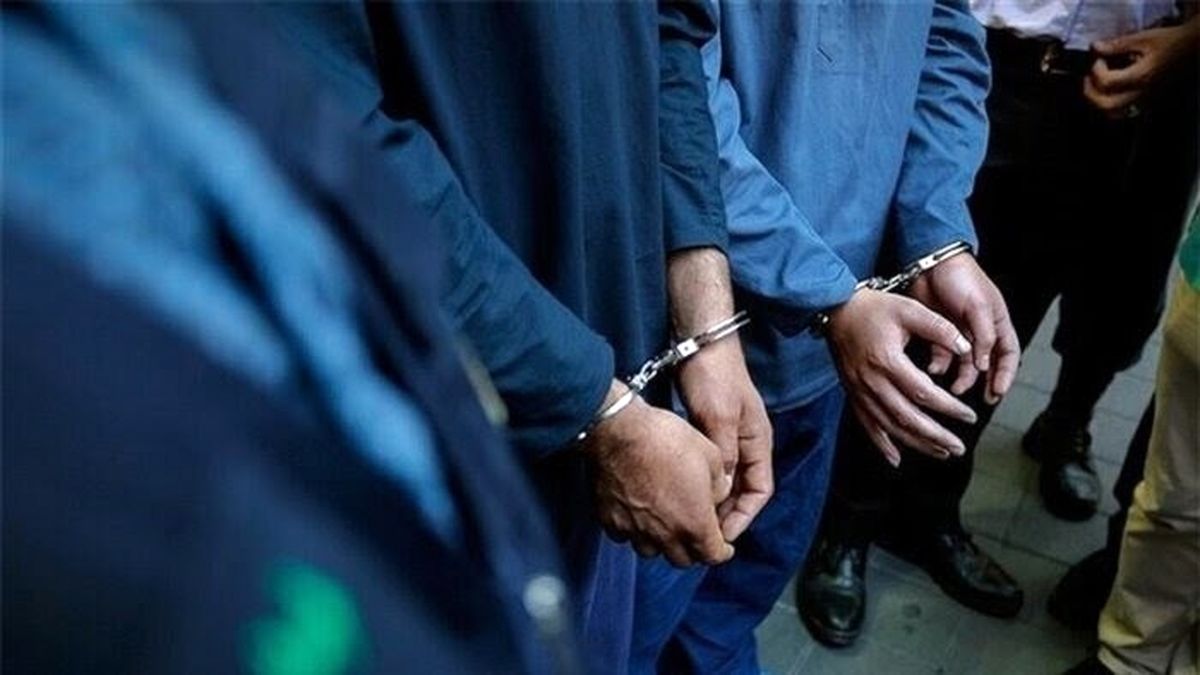 بازداشت دو زورگیر سابقه‌دار در غرب تهران