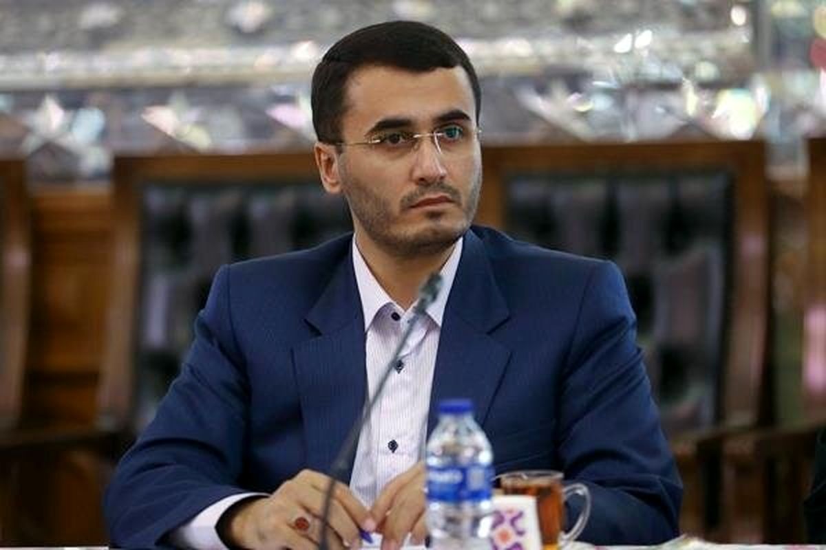 متفکر آزاد: جمهوری اسلامی در موضوع مسمومیت‌ها مدعی‌العموم است