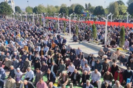 اقامه باشکوه نماز عید سعید فطر در شهرستان‌های استان اصفهان
