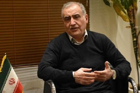 علیرضابیگی: اقوامِ نمایندگان و کارکنانِ مجلس هم در لیست دریافت کنندگان خودروی شاسی‌بلند هستند