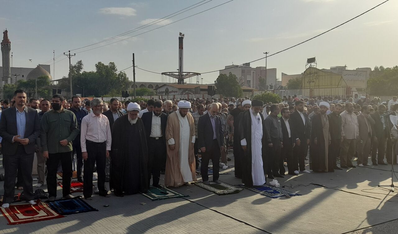 نماز عید سعید فطر در اهواز اقامه شد