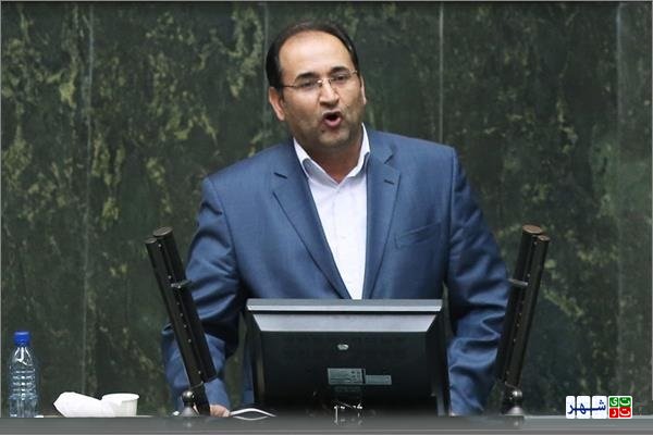 نماینده مجلس: استیضاح فاطمی‌امین اگر رای آورد، یک نیروی درجه چندم دیگر وزیر خواهد شد