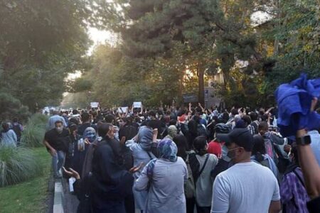 سردار وحیدی: درباره لایحه «برگزاری تجمعات» مجلس باید تصمیم بگیرد