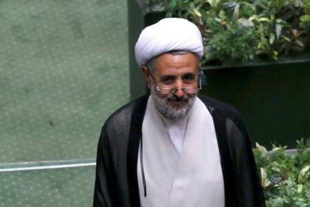 ذوالنوری: اگر مجلس انقلابی نبود الان مرغ کیلویی ۱۸۰ هزار تومان بود/ امسال صاحبخانه ۴۰ درصد روی اجاره‌ام گذاشت