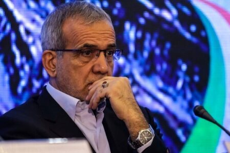 مسعود پزشکیان: یکی از مشکلات داخلی ما این است که همه را به بازی نمی‌گیریم