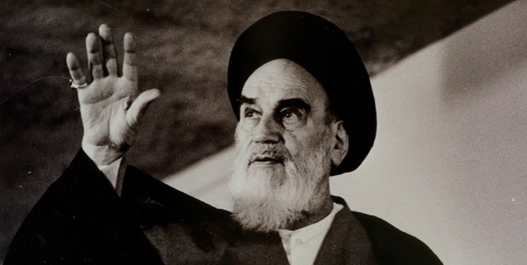 مکتب خمینی(ره) ایران را به کشوری مستقل و قوی تبدیل کرد