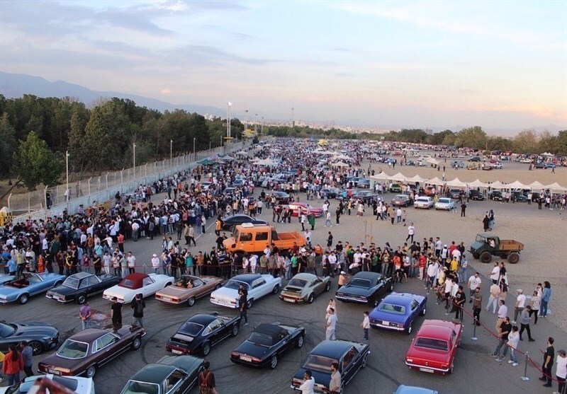 واکنش فدراسیون اتومبیلرانی به اتفاقات همایش خودروهای کلاسیک: غافلگیر شدیم