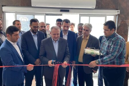 نخستین کارخانه تولید دانش بنیان کشور در حوزه قلب و عروق در کاشان افتتاح شد