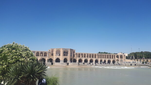 هوای اصفهان در ۴ منطقه سالم است