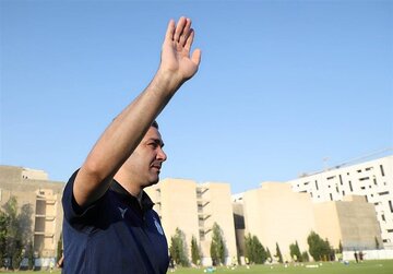 واکنش نکونام به حضور اراذل و اوباش روی سکوهای استقلال