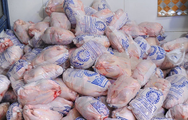 چرا توزیع مرغ منجمد در خوزستان متوقف شده است؟