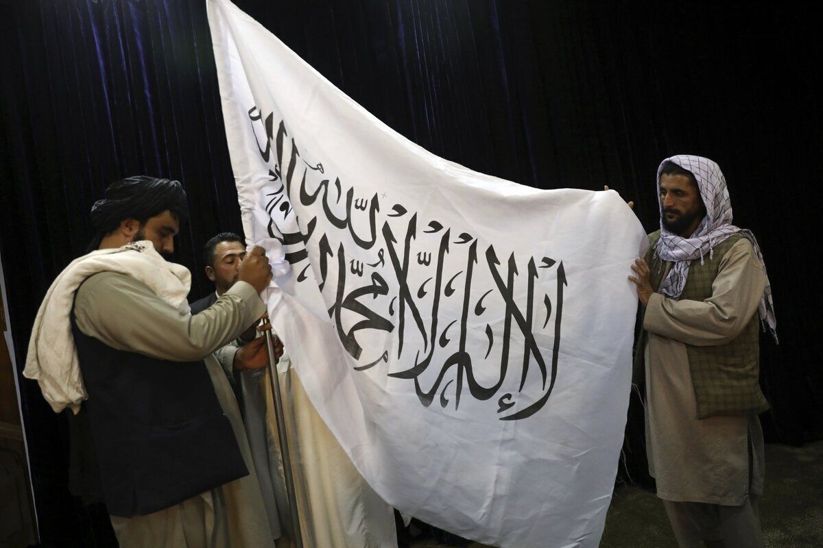 ترویست‌های طالبان افراد بی‌گناه را به نام داعش به‌قتل می‌رسانند I ببینید