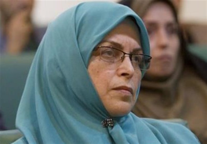 آذر منصوری محکومیتی ندارد