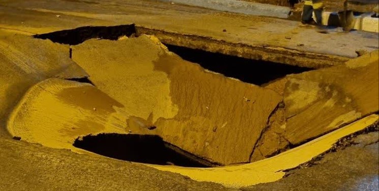شکستگی دوباره خط لوله آب در اصفهان