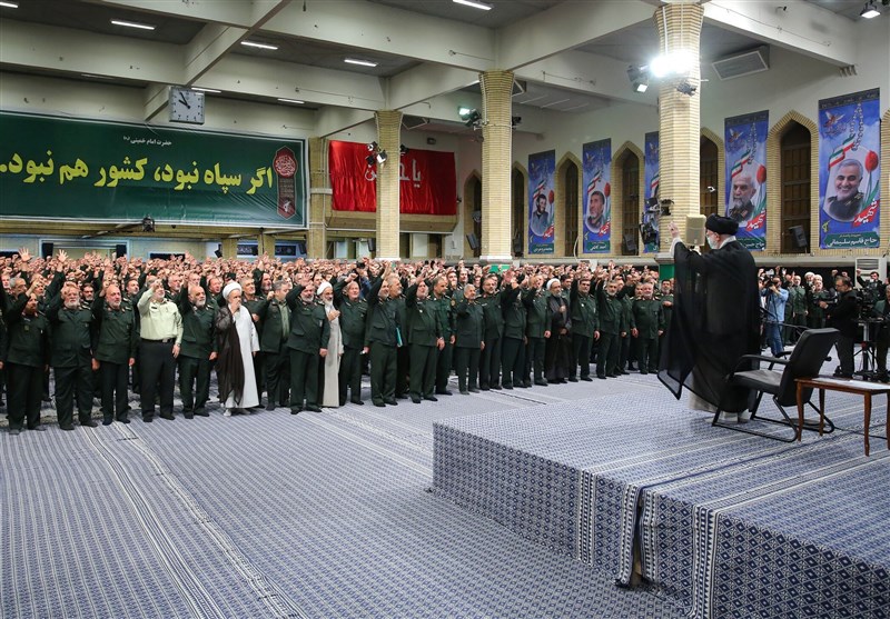 آیت‌الله خامنه‌ای، رهبری انقلاب: دشمن می‌خواهد چهره سپاه را مخدوش کند