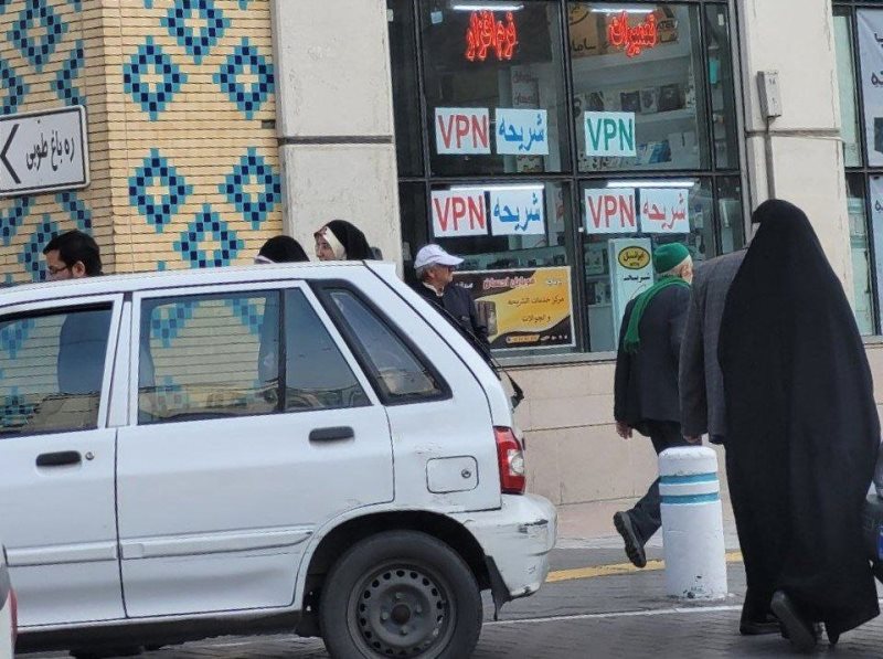 ۹۷ درصد نوجوانان از فیلترشکن استفاده می‌کنند/ آمار دقیق استفاده مَردم از فیلترشکن ۸۰% است نه۶۴%