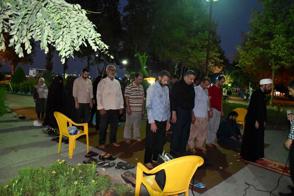 امام‌جمعه بروجرد: حالا که مَردم به مساجد نمی‌آیند، ماهَم نمازجماعت را در پارک‌ها برگزار می‌کنیم