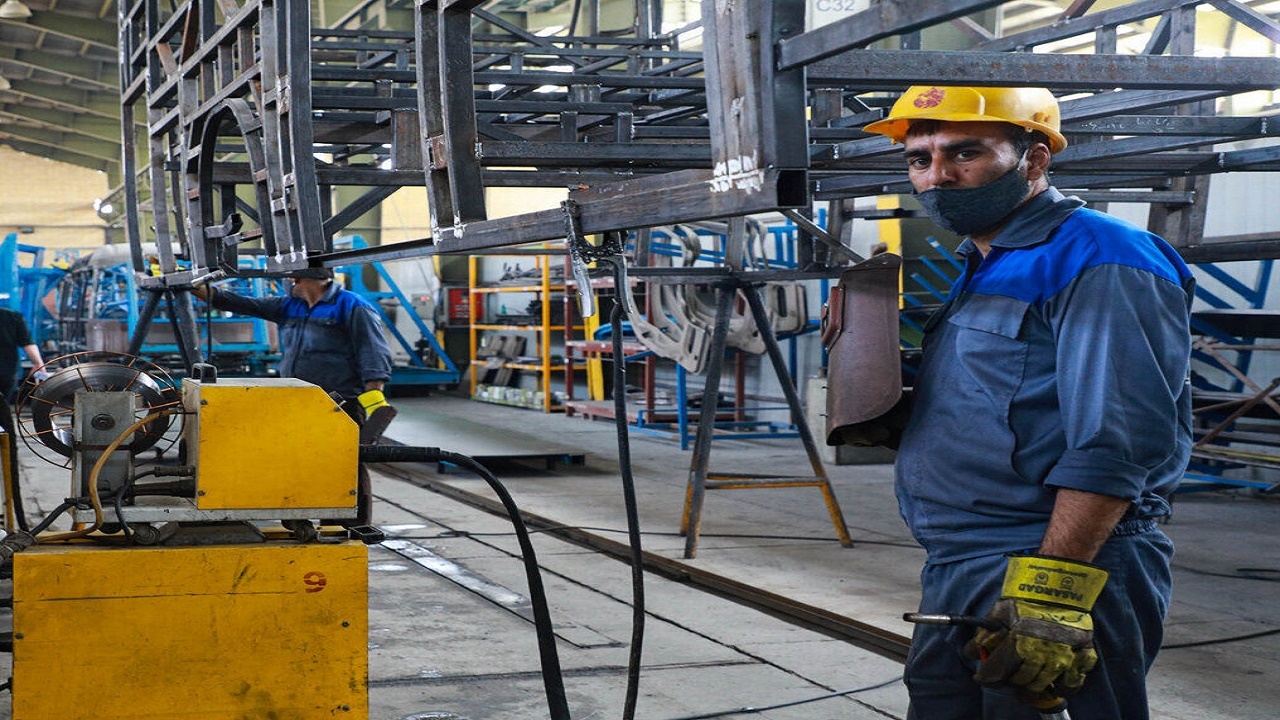 ۶۴ درصد از جمعیت اصفهان را جامعه کارگری تشکیل می‌دهد