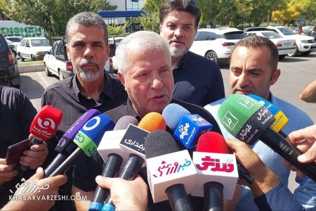 علی پروین قبل از شکست پرسپولیس: النصر را با رونالدو می بریم، خیالتان راحت/ علی پروین بعد از شکست پرسپولیس: ۱۱ نفره هم النصر را نمی‌بردیم