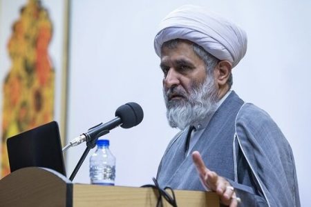 حسین طائب:  چین در حوزه بیولوژیکی در مقابل آمریکا قرار گرفته/ تا سال ۲۰۳۰ ویروس‌های بَدتر از کرونا می‌آید