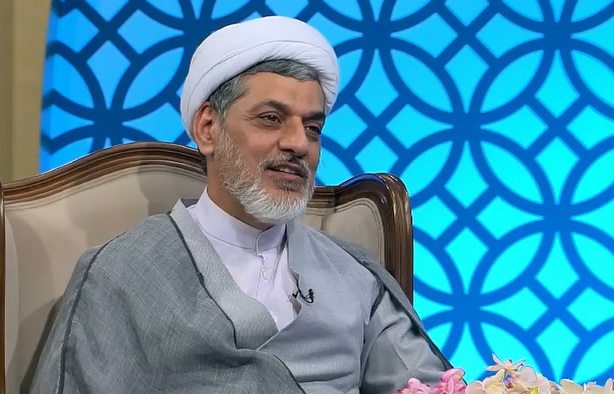 حجت‌الاسلام رفیعی: مگر شما برای نسخه پزشک از او منبع و دلیل می‌خواهید که برای حجاب دنبال منبع هستید؟