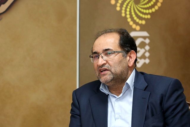 نماینده مجلس: خواجه حافظ شیرازی هم می‌داند که اخراج اساتید سیاسی است